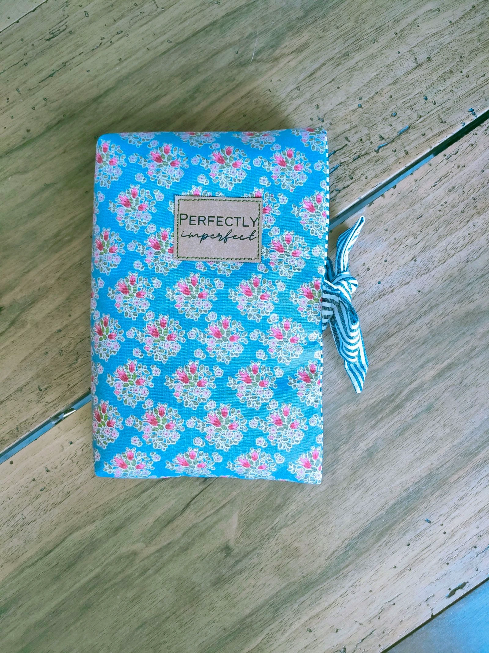 Pochette à livre de poche // Liseuse Kindle 